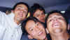 en el auto.jpg (49636 bytes)